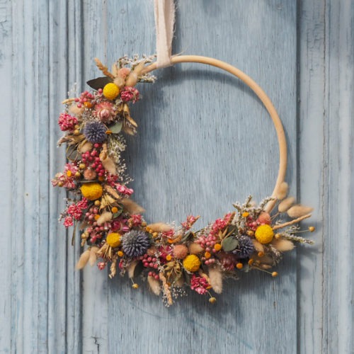 Atelier demie-couronne de fleurs séchées – Samedi 15 Mars